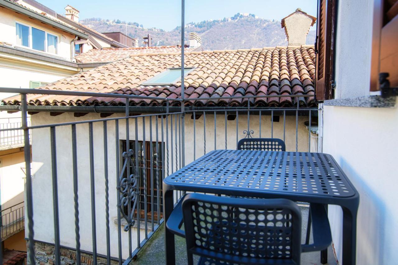 Апартаменты Barbablue Flat - The House Of Travelers Комо Экстерьер фото